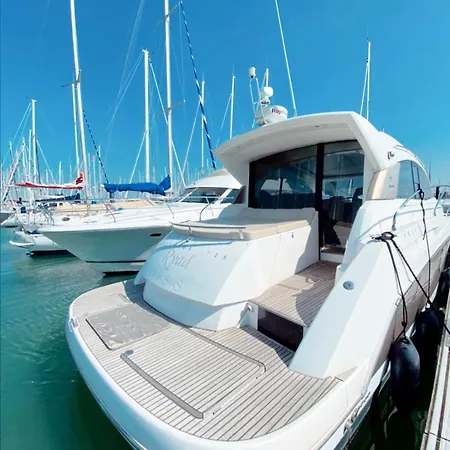 Sejour De Reve Sur Un Yacht Linge Et Menage Inclus - Boat Paradise La Rochelle La Rochelle (Charente-Maritime)